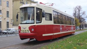 Первый в России «водородный трамвай» проехал по Московскому проспекту