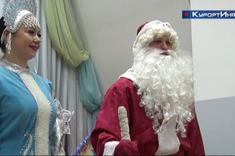 Новогодняя акция «Полицейский Дед Мороз» в детском доме-интернате №3