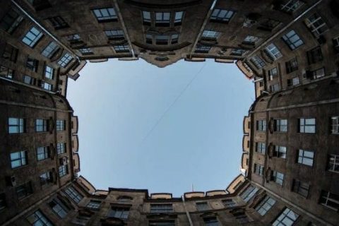 ​​Беглов дал поручение ускорить расселение…