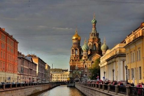​​Россияне назвали Петербург самым комфортным…