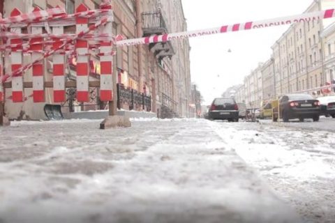 Новосибирск: почему город-сугроб утопает в снегу и что об этом думают люди