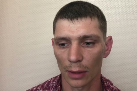 Полицейскими Петербурга по горячим следам задержан мужчина, сорвавший цепочку с шеи пенсионерки